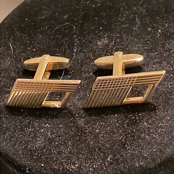 Vintage 1950s MCM Art Deco Fosters mixed metal gold tone whale back cuff links - Picture 5 of 15